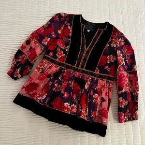 Beautiful top by Johnny Was.